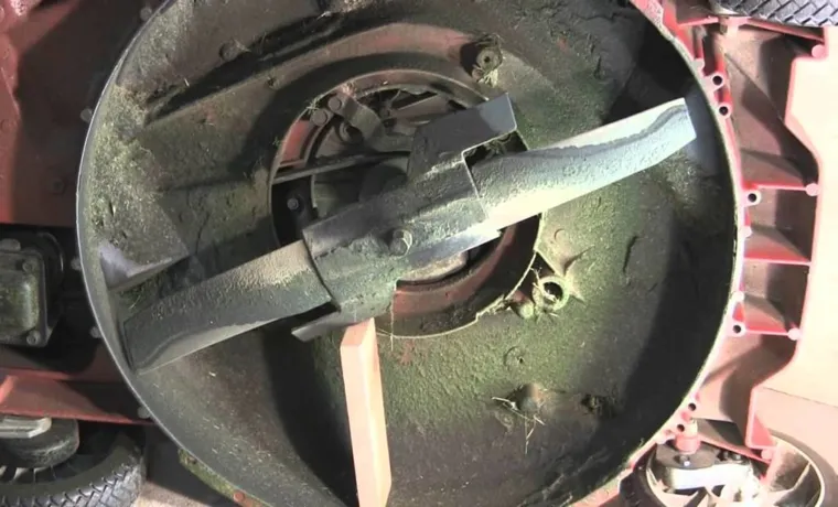 how to remove lawn mower blade
