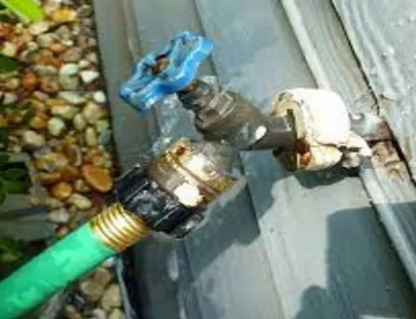How to Remove Garden Hose Connector: A Step-by-Step Guide